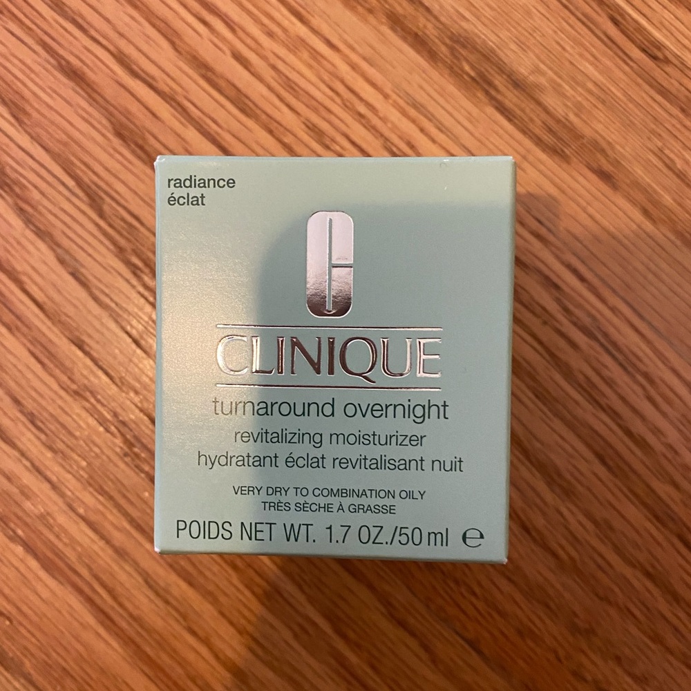 Clinique turnaround revitalizing moisturizer